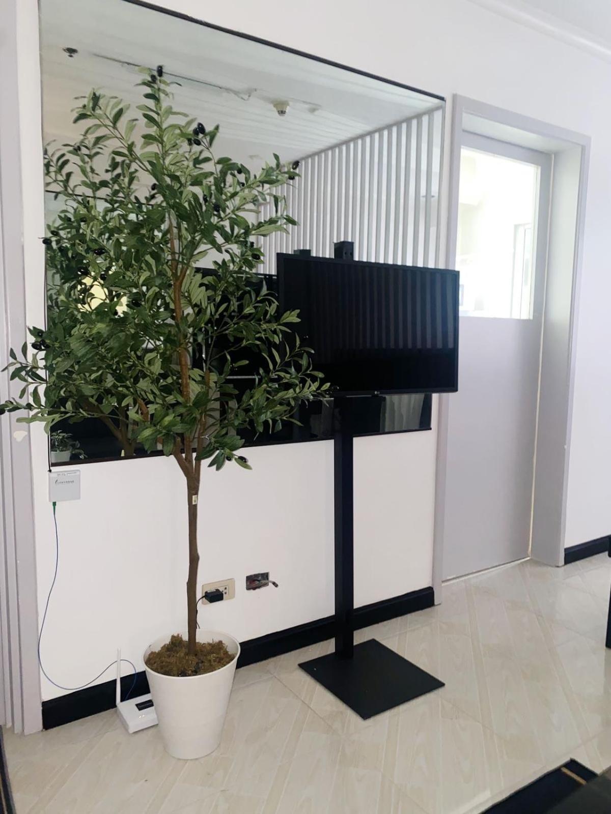 Cozy 2-Bedroom At South Of Market Soma Bgc Near Sm Aura, Market! Market! & Bonifacio High Street Taguig Exterior foto
